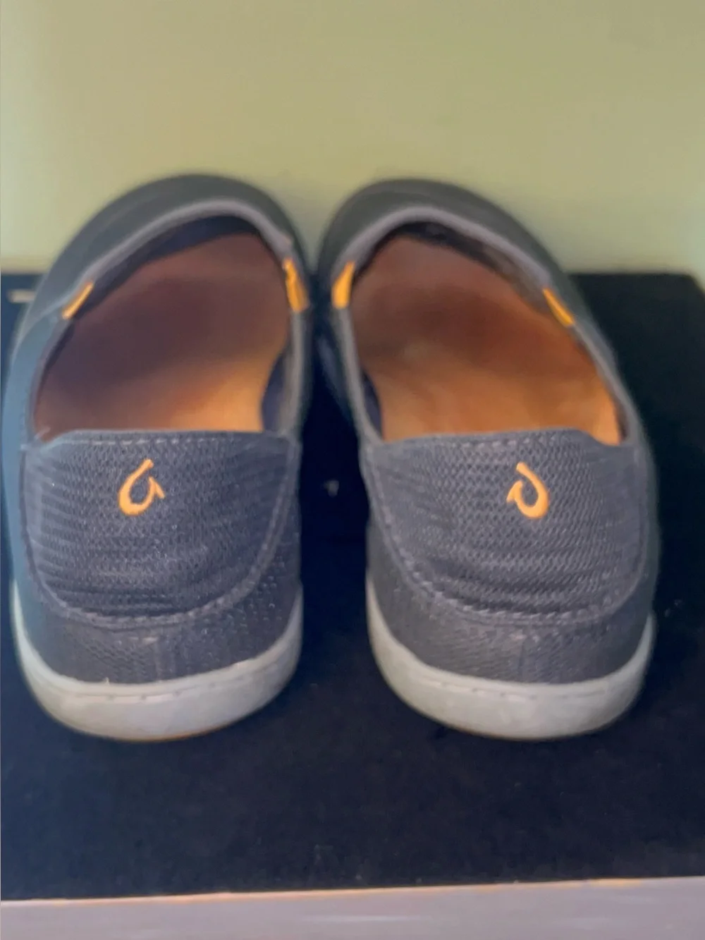 OluKai Men's Dark Shadow Grey Nohea Mesh slip-on shoes Size 11.5